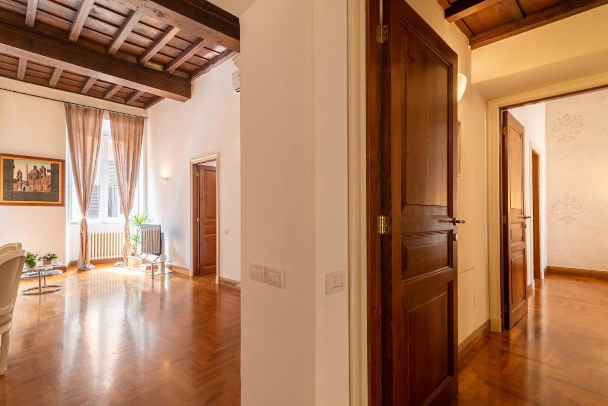 Apartment Casa Parlamento, Al Centro Di Rome